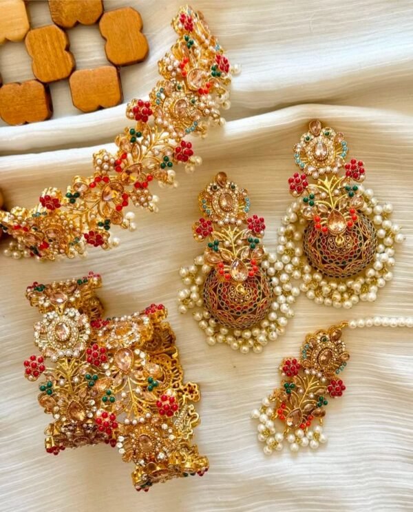 Multi Chokar with Bangles - Image 5