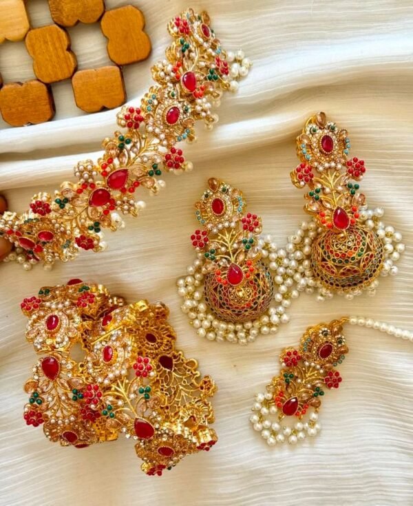 Multi Chokar with Bangles